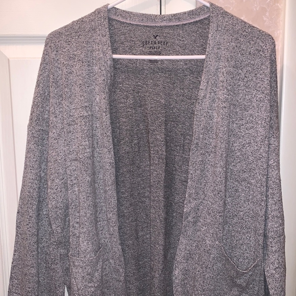American Eagle Heather Grey Cardigan size Small